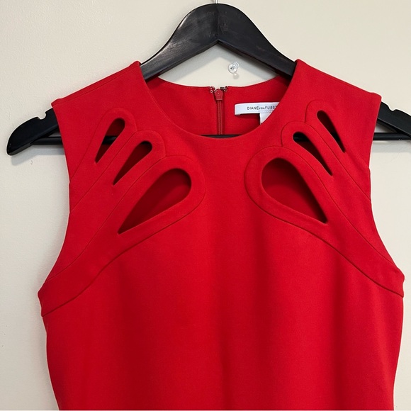 Diane Von Furstenberg Sidra Cutout Midi Dress - Picture 3 of 16